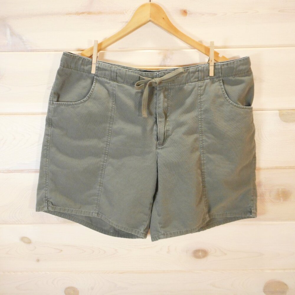 Y2K Venezia Women's Size 18 Shorts Green-Gray 100% Cotton Pockets Outdoor